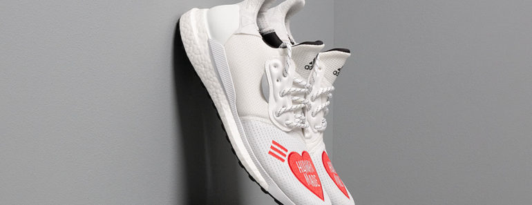 Značka Adidas spojila své síly s hypebeast brandem BAPE. Jak to dopadlo?