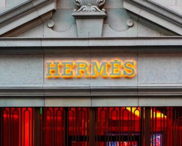 Dědic značky Hermès chce odkázat miliardový majetek svému zahradníkovi